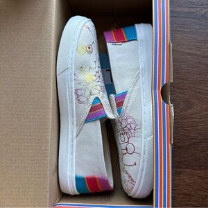 Toms Luca Shoes in Natural Sesame Street Vintage Crew Foil Printed Canvas